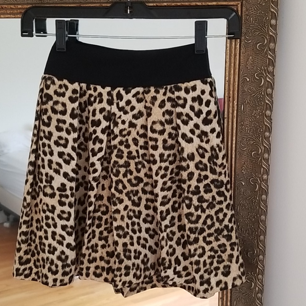 Leopard Print Skirt (culotte)